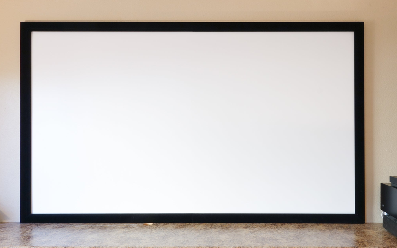 Projector Screen
